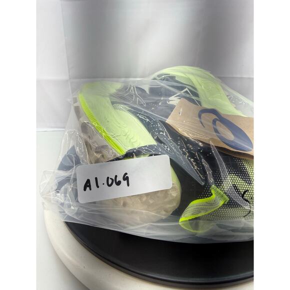 Asics Trabuco Max 3 Womens Size 9.5 Trail Running Shoes Black Green 1012B606 - Picture 10 of 10